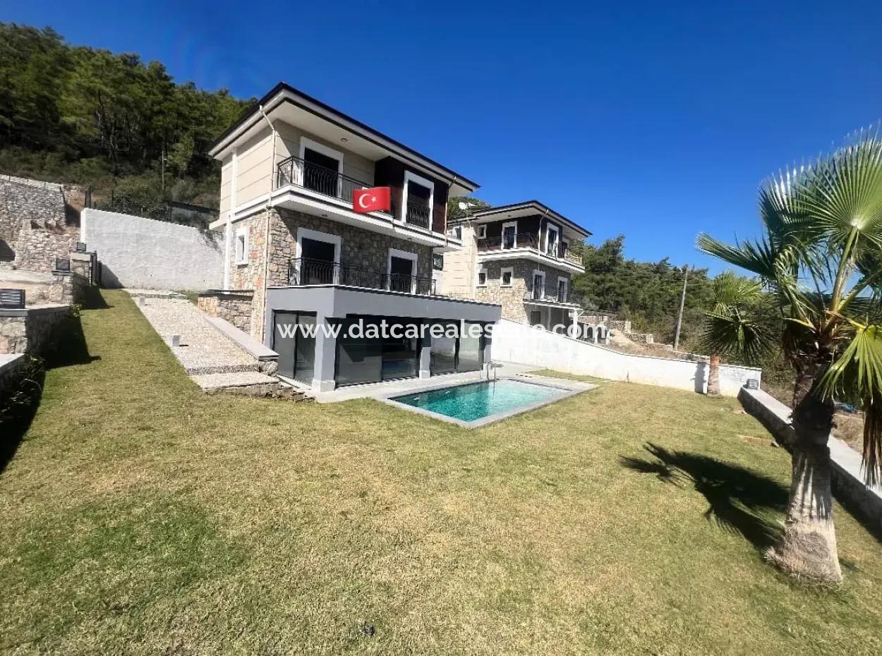 Magnificent Nature View Detached Garden With Parking Pool With Swimming Pool 3 Rooms 4 Bathrooms Ultra Luxury Villa For Sale 3 Floors In A 500M2 Plot