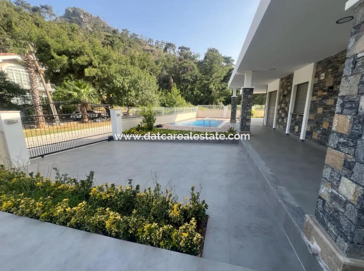 Ultra Luxury Villa For Sale In Icmeler Neighborhood Of Marmaris District, 4 Rooms 4 Bathrooms 240M2 With Swimming Pool In A Fully Detached 450M2 Plot With Forest View